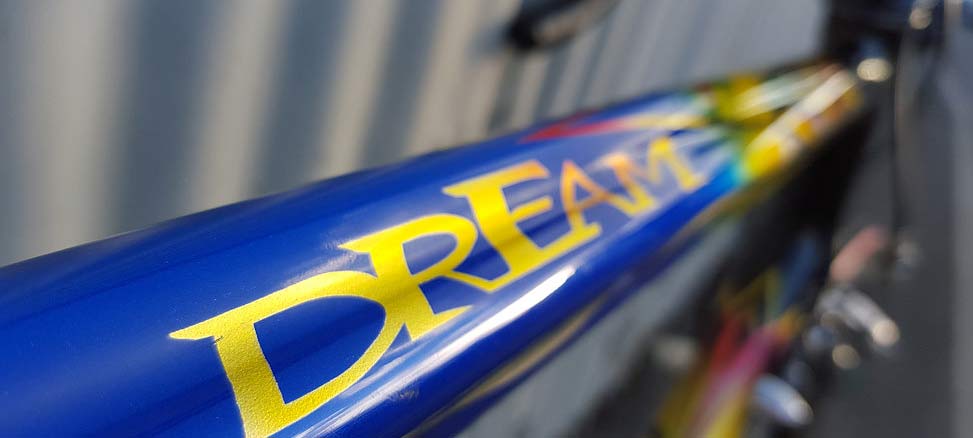 Colnago Dream top tube extreme paint